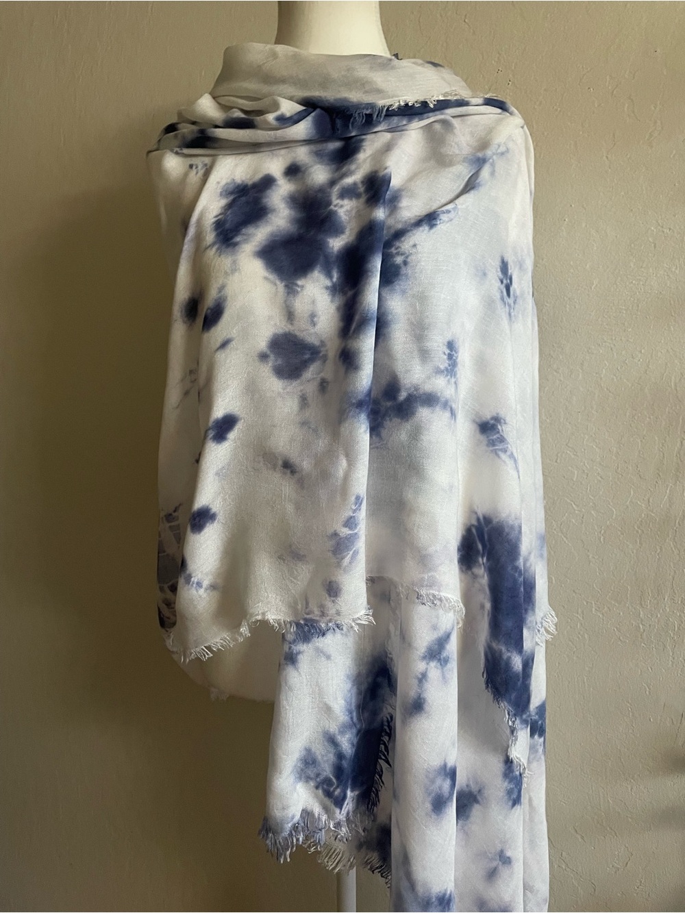 Navy blue and white soft wrap